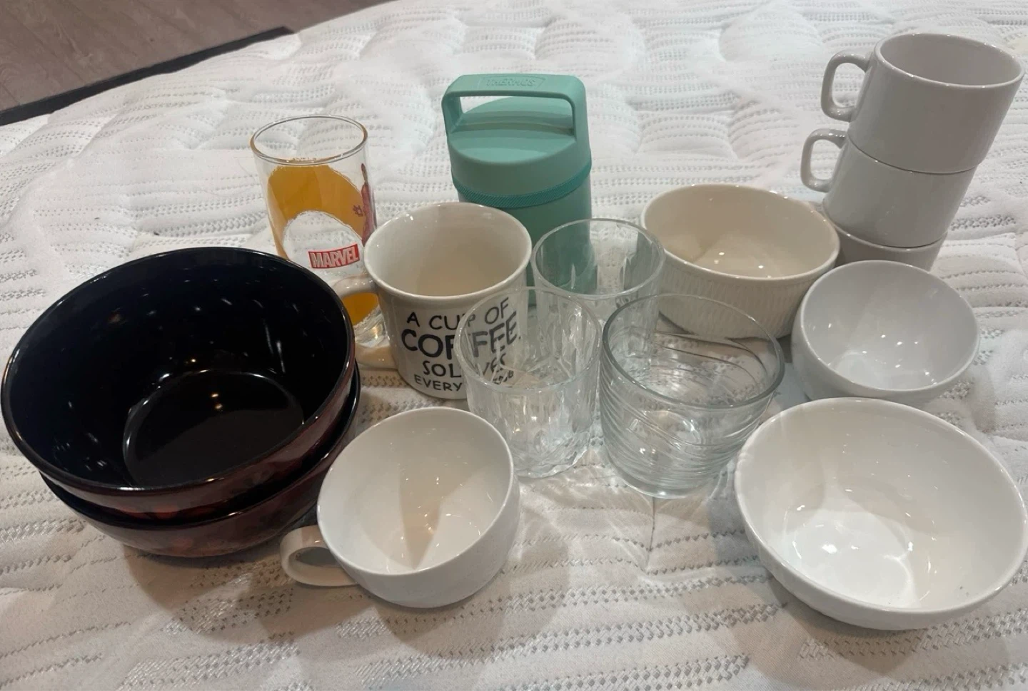 Assorted Kitchenware Bundle - photo 2