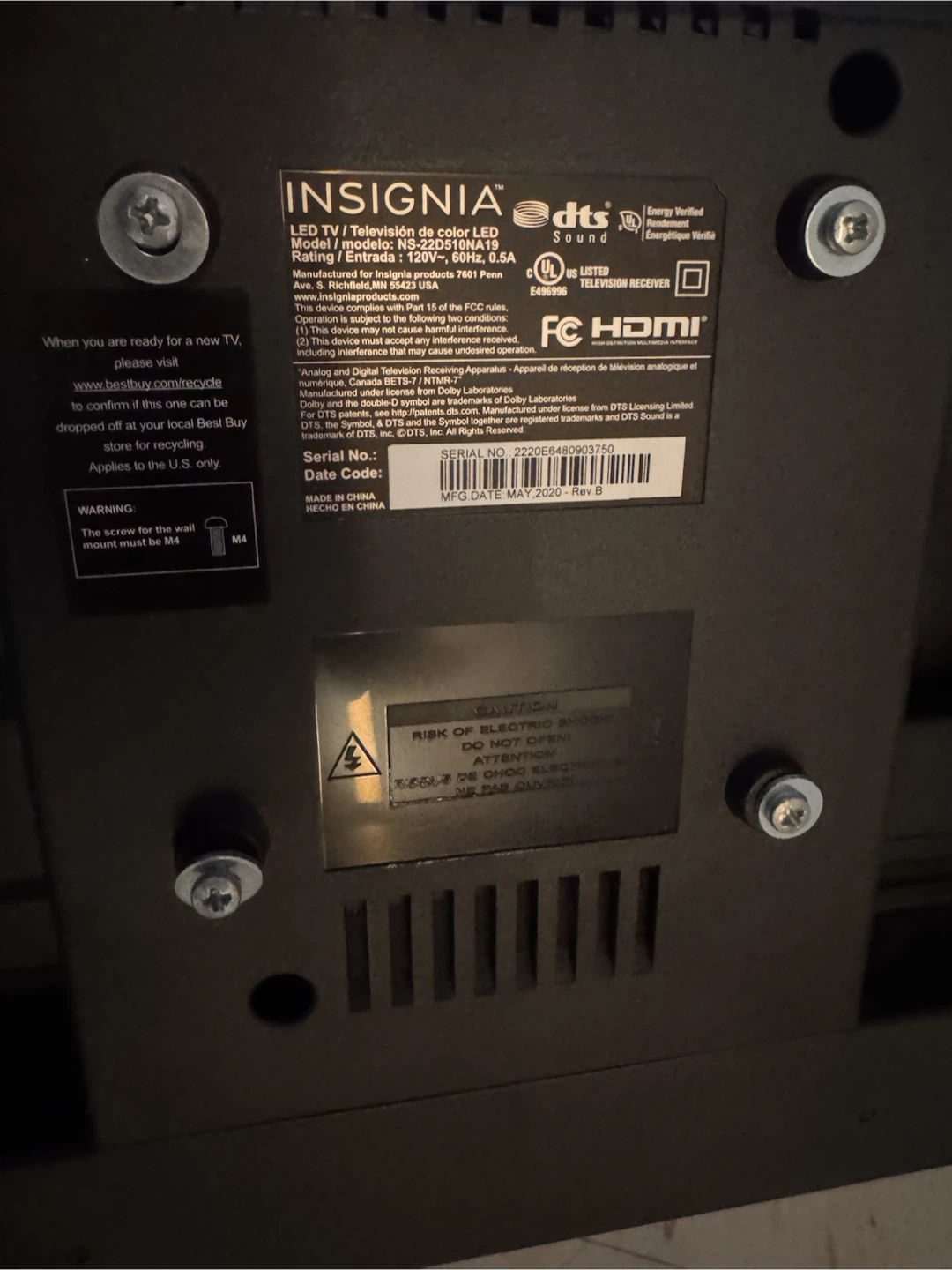 Insignia 22" LED TV — $30 - photo 3