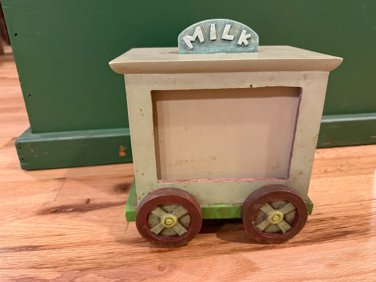 Decorative Milk Cart Figurine
