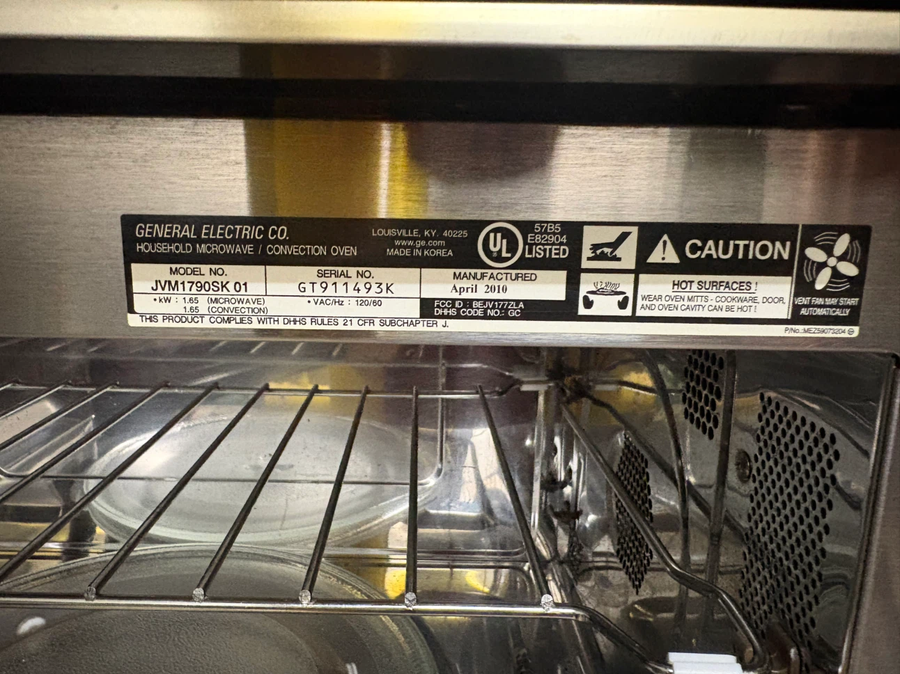 GE Over-the-Range Microwave Convection Oven - photo 4