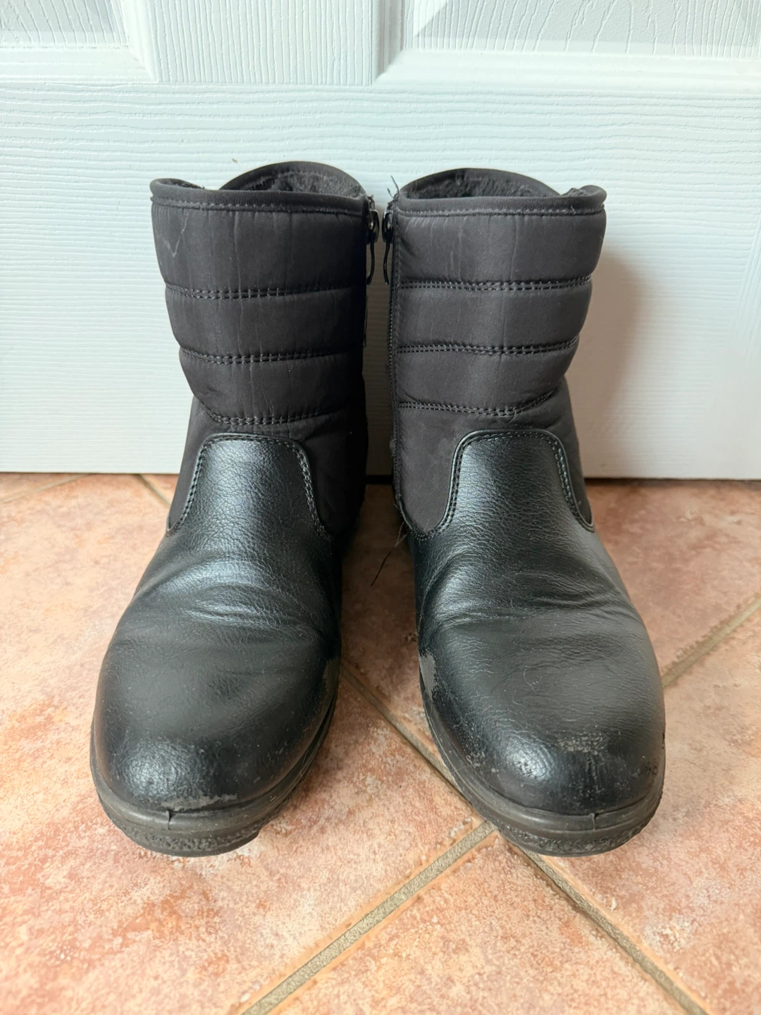 Women’s Black Quilted Winter Boots - photo 2