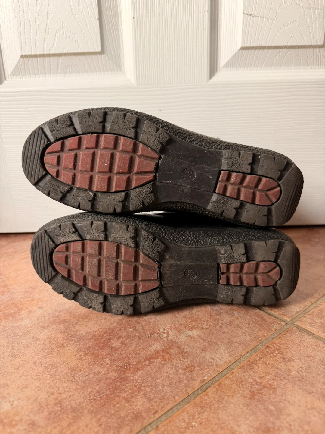 Women’s Black Quilted Winter Boots - photo 5
