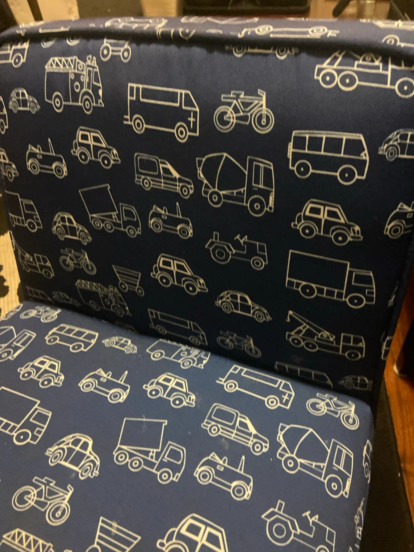 Kids blue chair with vehicle print - photo 2