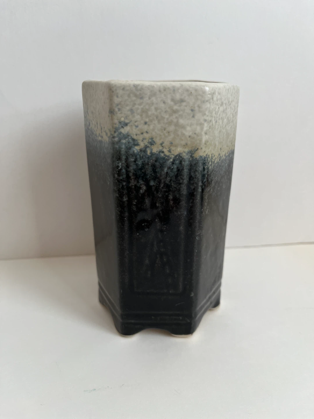 Ceramic Hexagonal Vase - photo 2