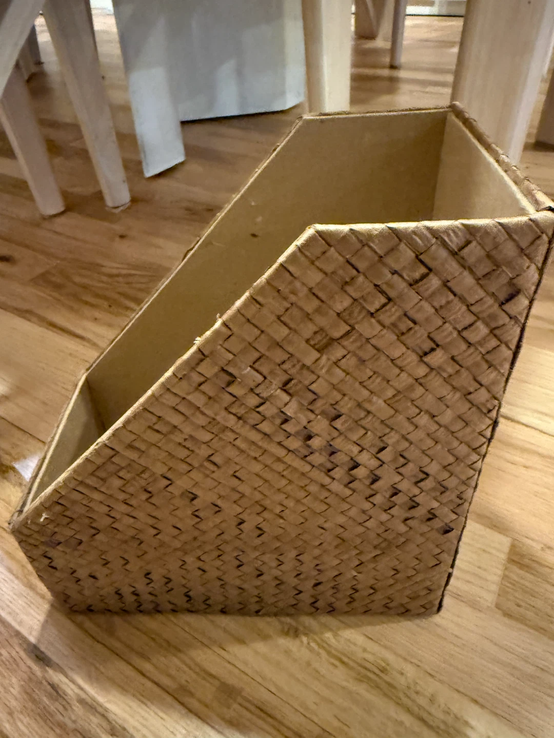 Woven Magazine File Holder