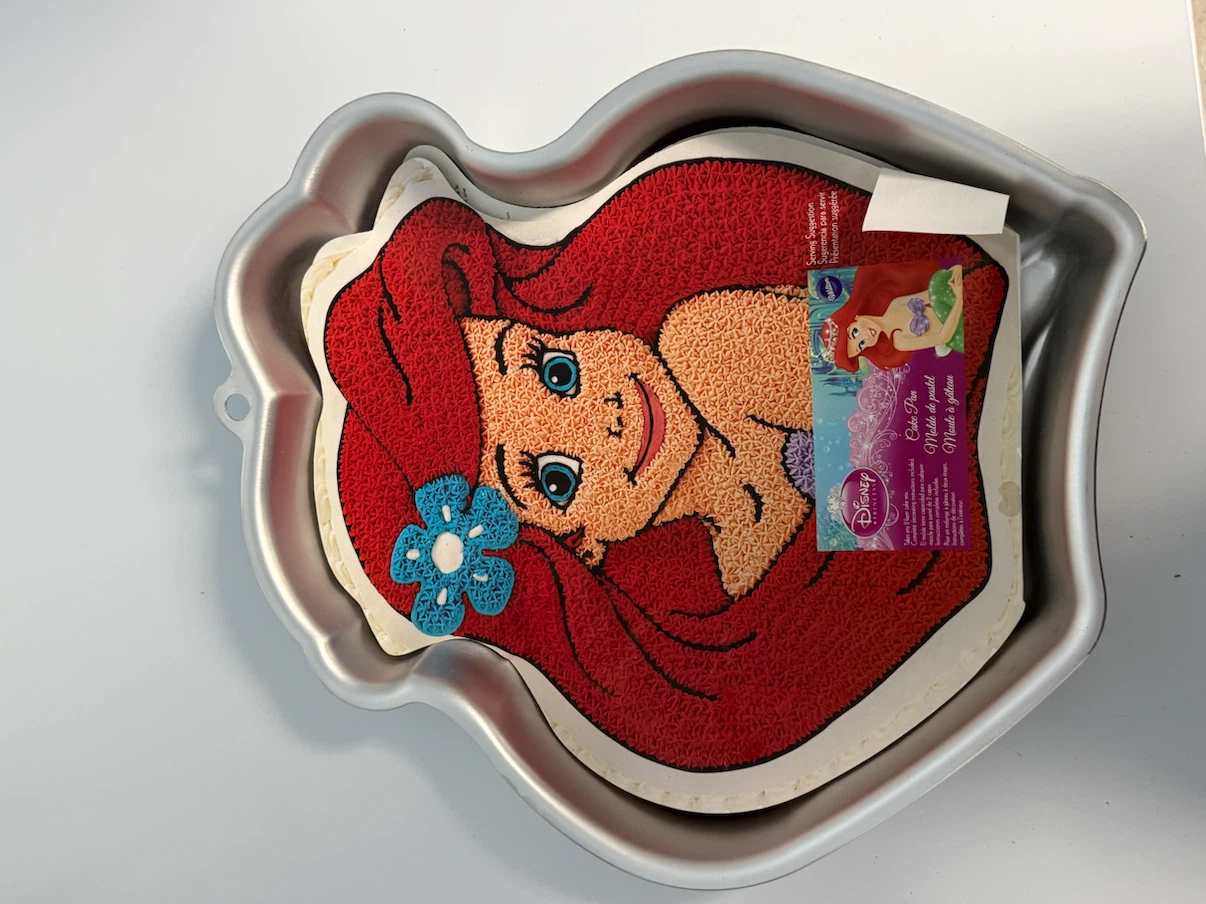 Brand new vintage Disney Ariel Cake Pan