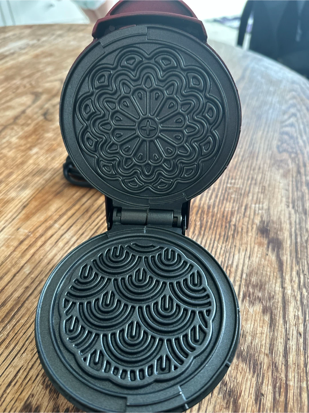 Dash Mini Pizzelle Maker - photo 2