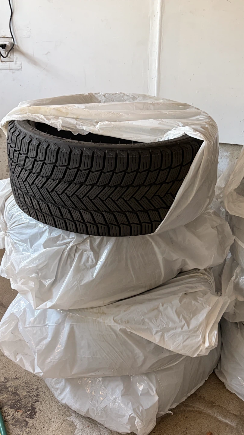 Michelin X-Ice Snow Winter Tires – Staggered 19" - photo 5