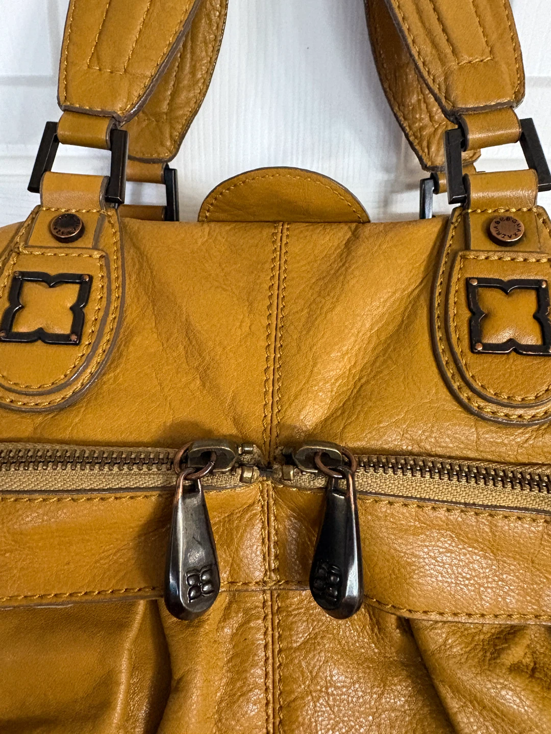BCBGMAXAZRIA Mustard Yellow Leather Handbag - photo 2