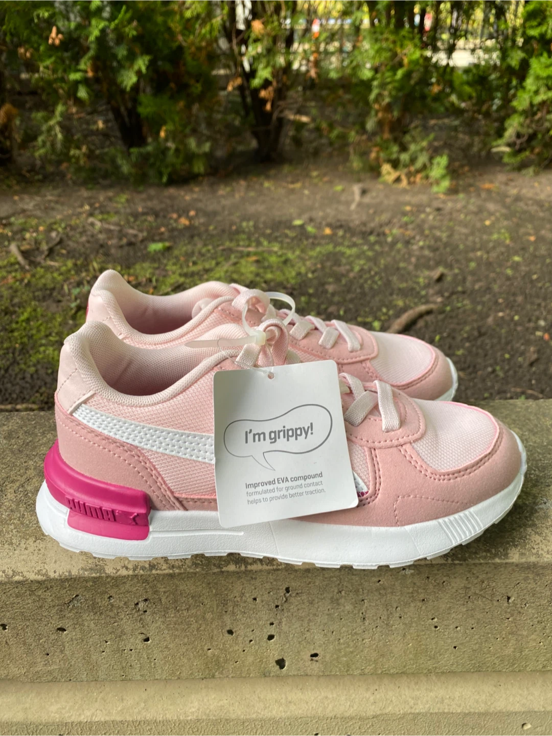 Brand New - Puma SoftFoam+ Kids Shoes Pink Size 3C - photo 5