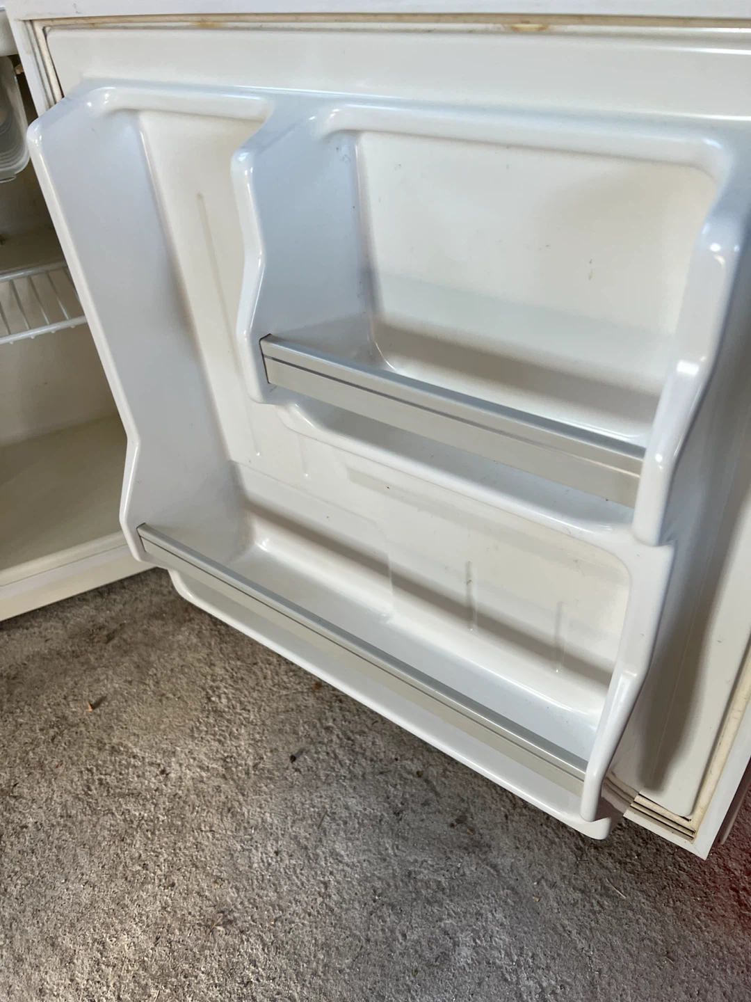 Haier Compact Fridge - photo 2