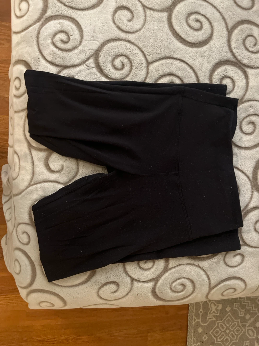 Lululemon Black Leggings Size 4 - photo 2