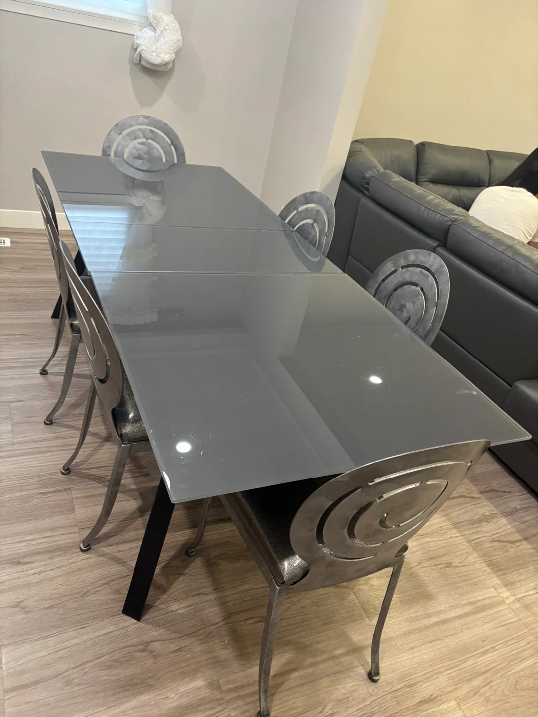 Luxury Modern Glass Dining Table + 7 Chairs – Like New – - photo 3