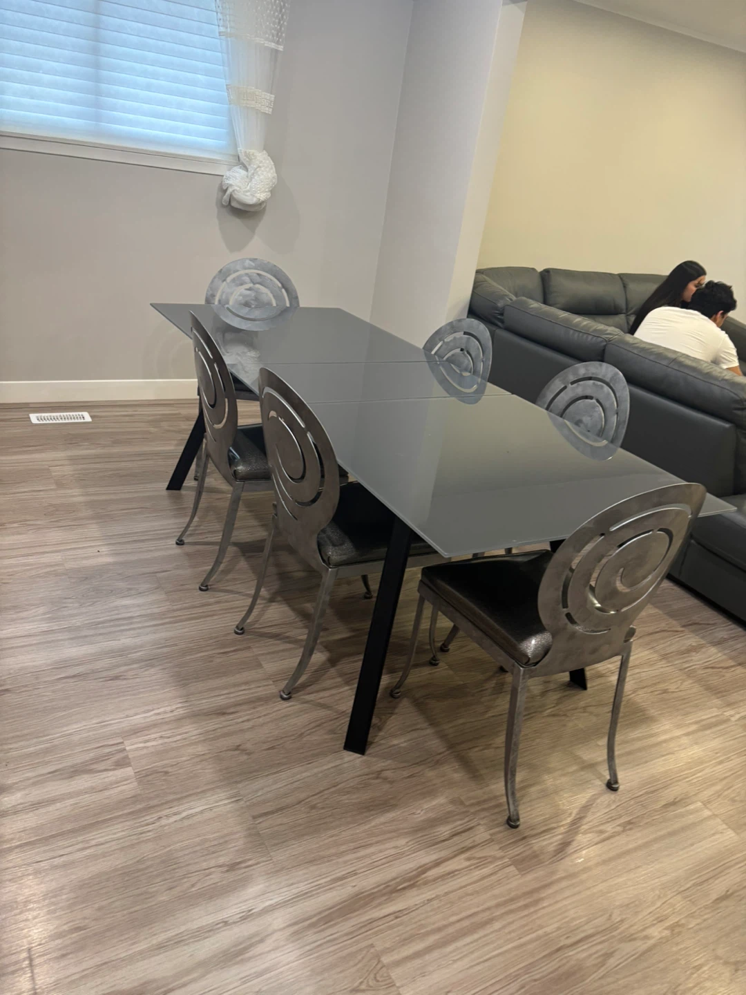 Luxury Modern Glass Dining Table + 7 Chairs – Like New – - photo 4
