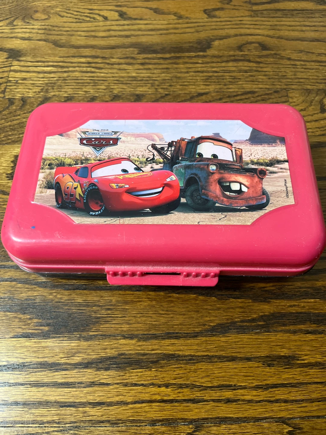 Assorted Crayons in Disney Pixar Cars Case - photo 2