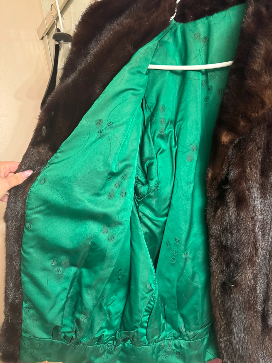 Vintage Beaver Fur Coat - photo 3