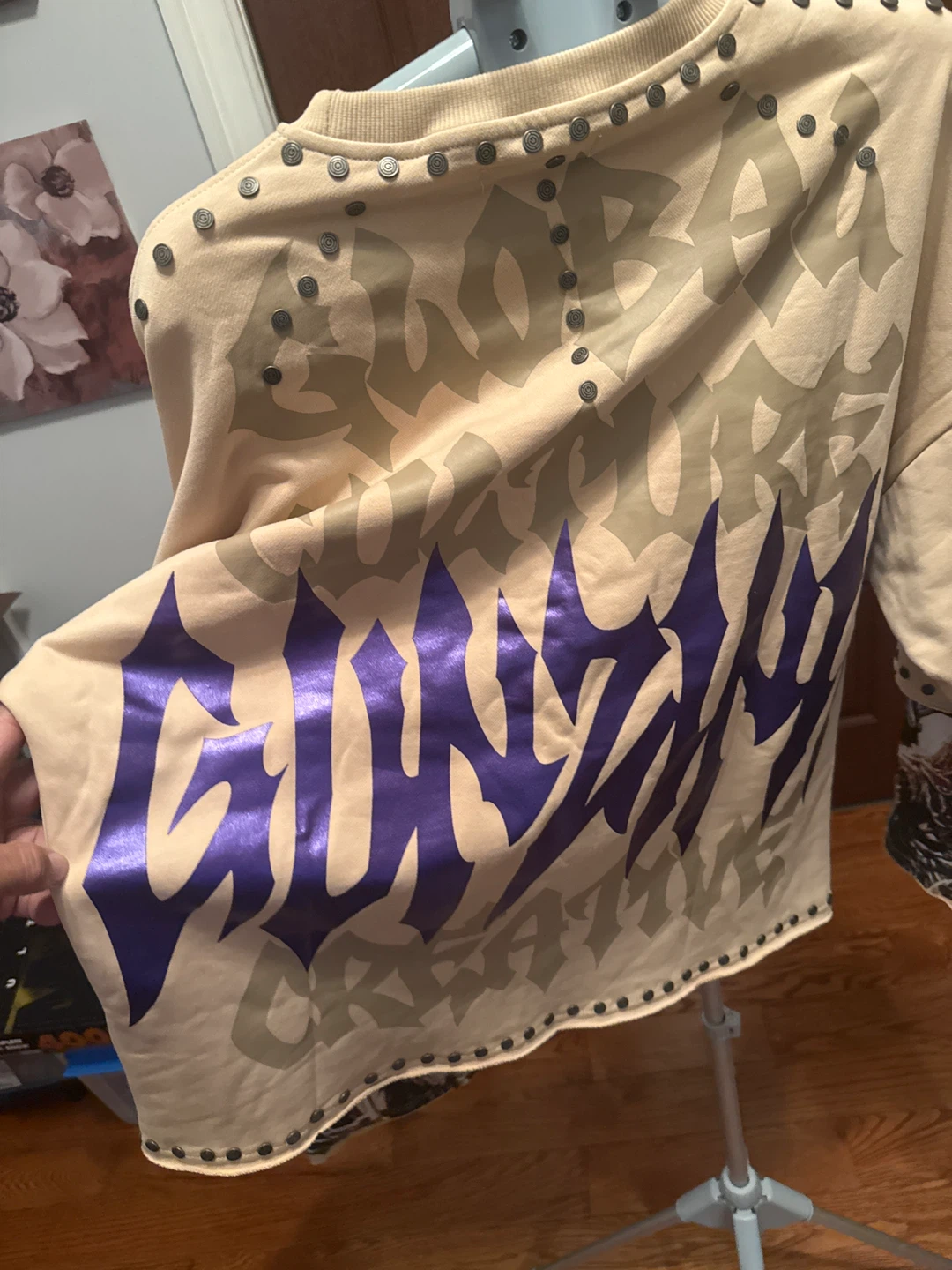 Gunzinii Graphic Sweatshirt - photo 4