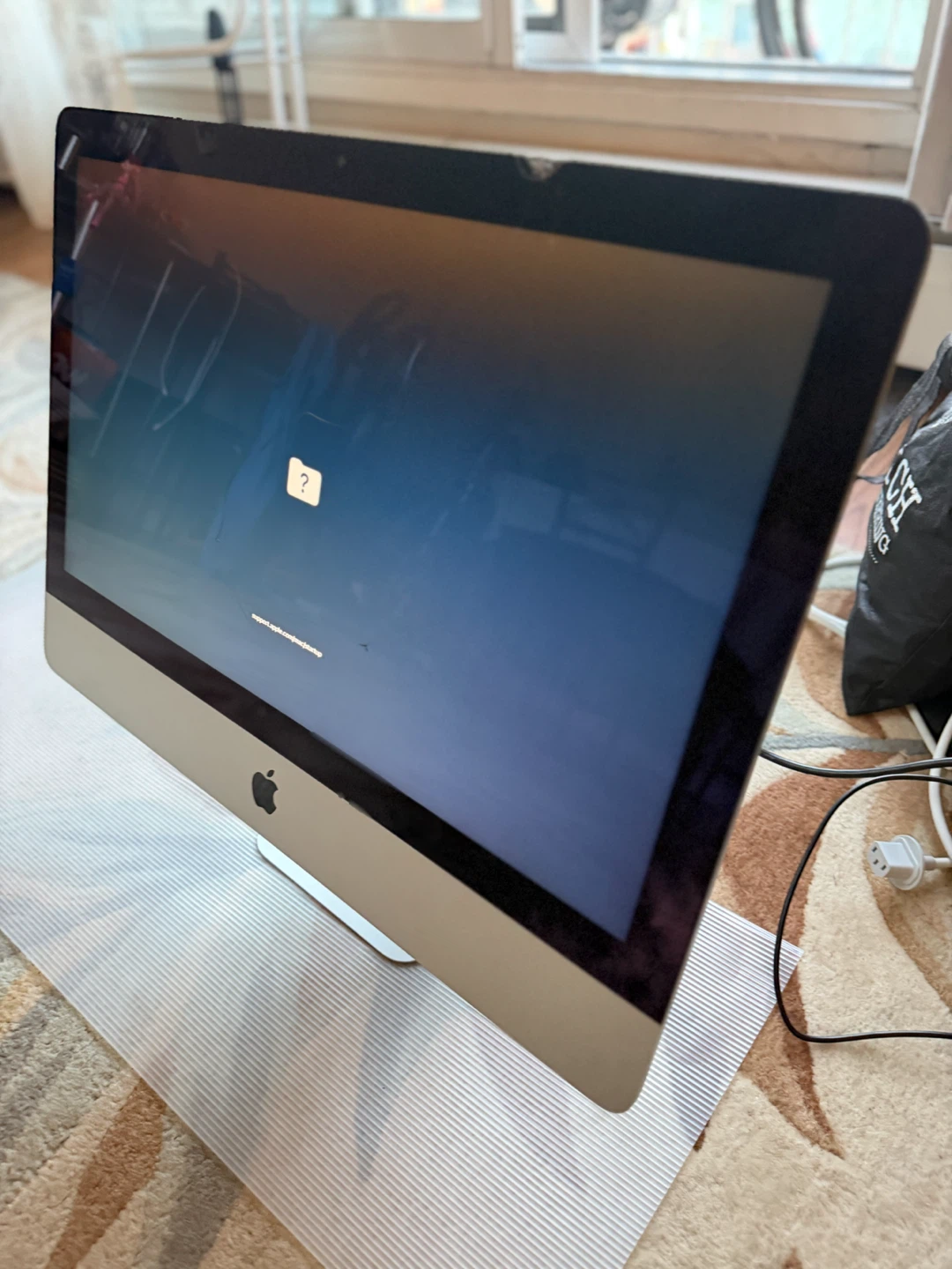 Apple iMac 21.5” Late 2015 A1418 – For Parts or Repair