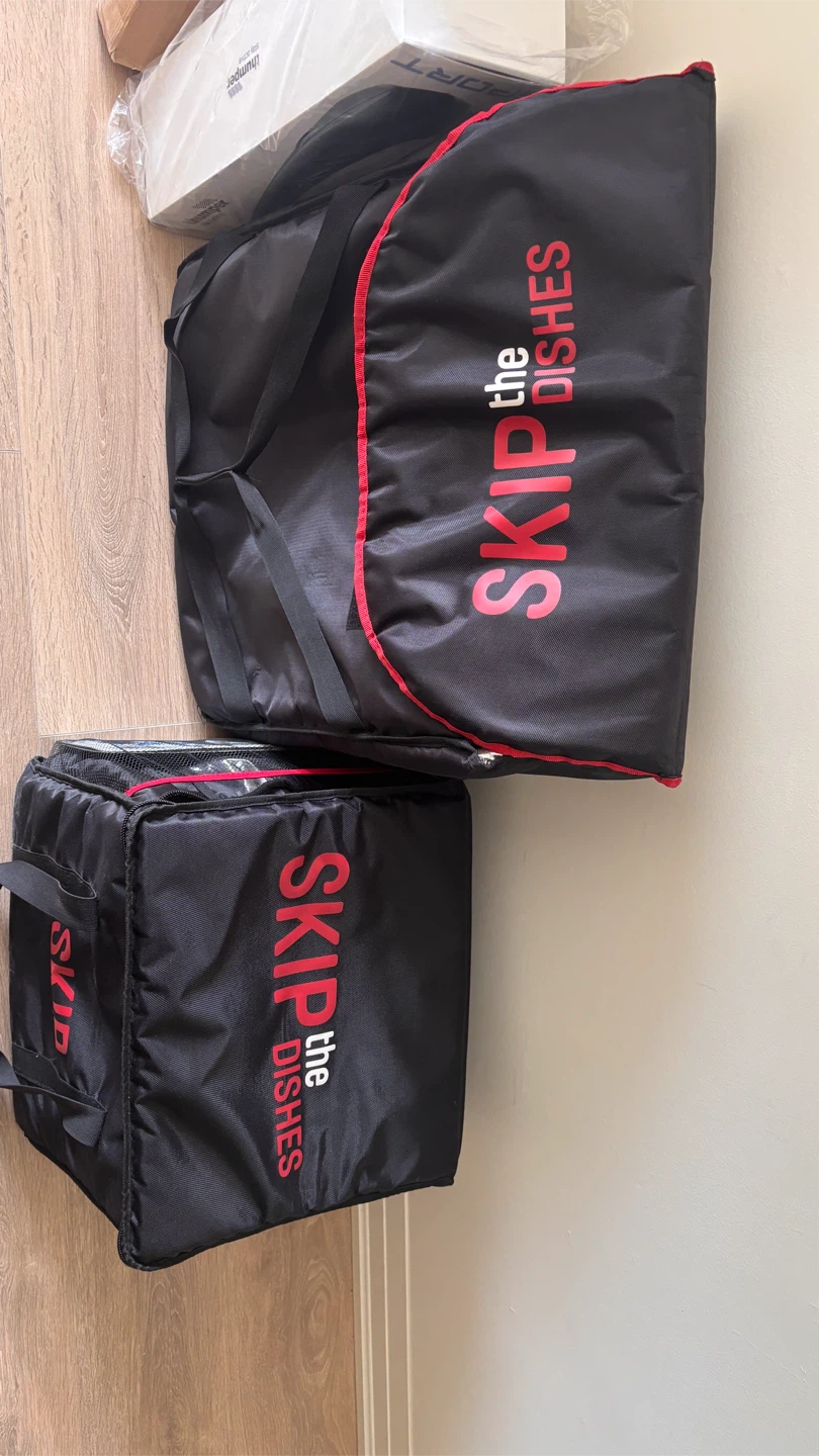Set of 2 Skip The Dishes Delivery Bags