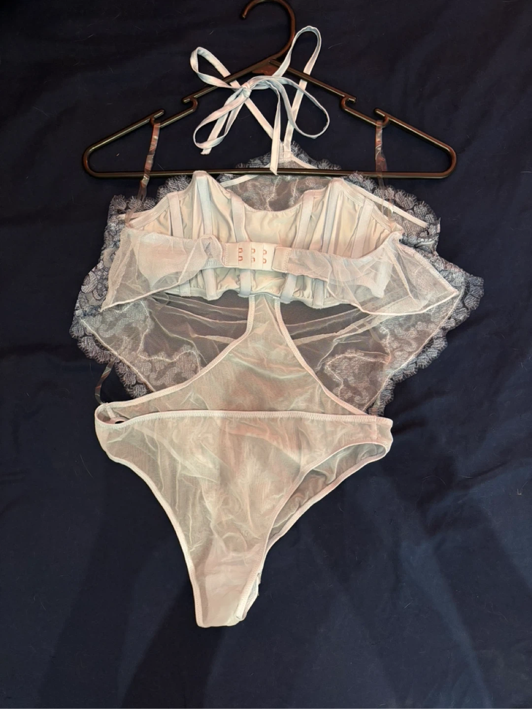 Victoria’s Secret Floral Embroidered Teddy – S – Never Worn - photo 4