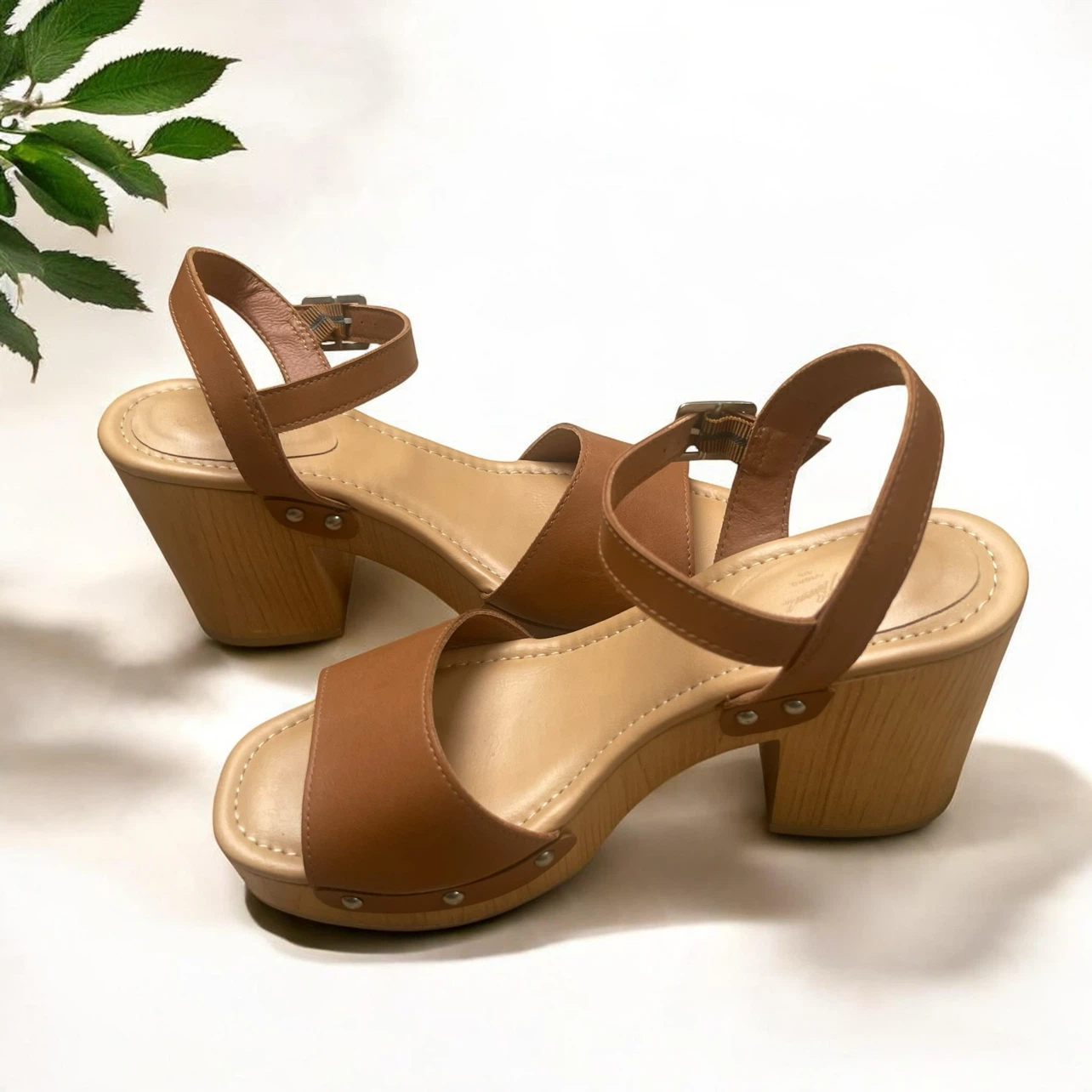 Universal Thread April Platform Clog Sandals in Cognac - photo 2