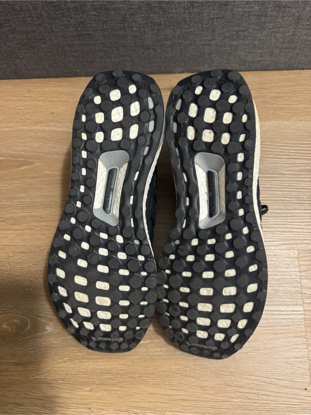 Adidas Ultraboost Black and White Size 10.5 Men - photo 5