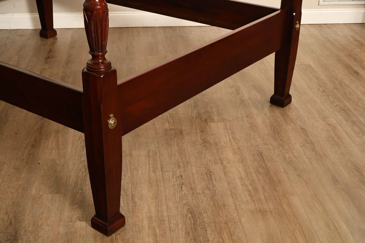 4 Post Bed - photo 2