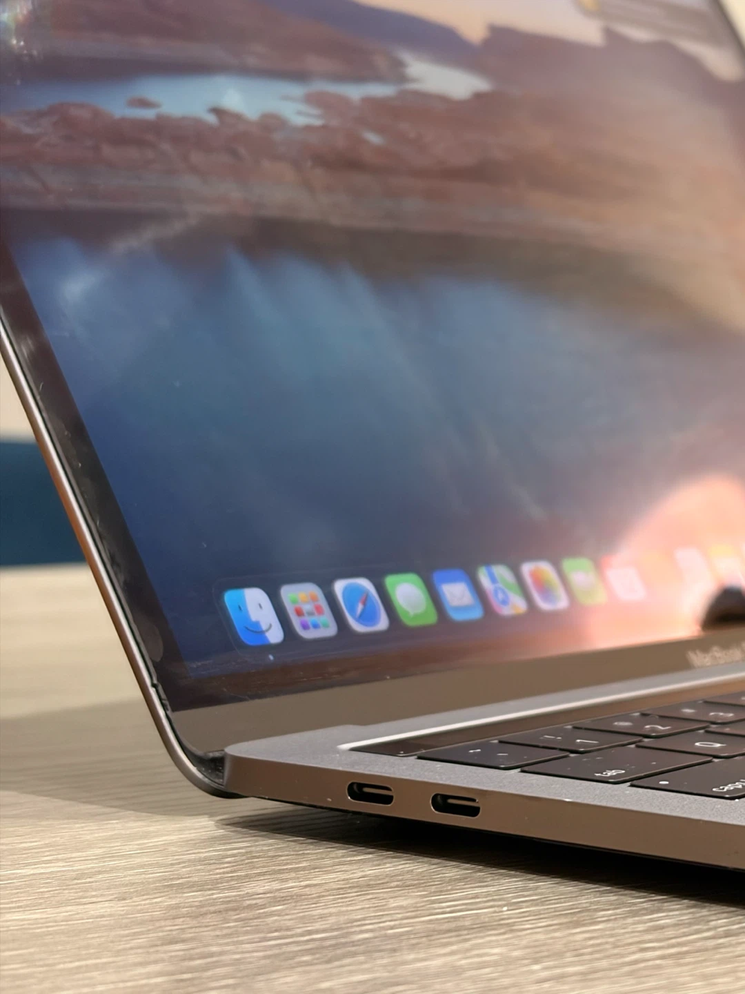 MacBook Pro (Retina, 13-inch, 2018) — i5 / 500GB / Touch Bar - photo 4