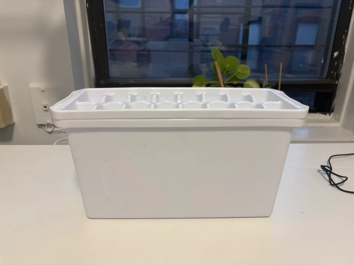 White Plastic Ice Cube Tray with Storage Bin