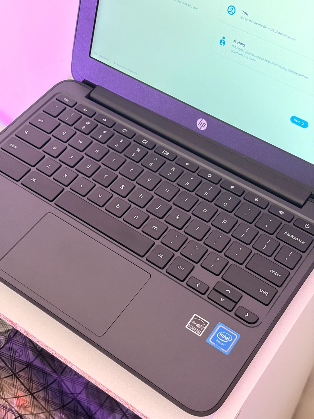 HP Chromebook 11 G5 — great laptop for remote work - photo 2