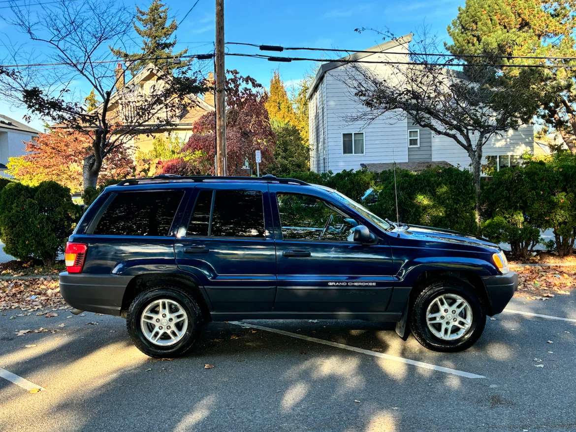 2004 Jeep Grand Cherokee Laredo - Clean - photo 4