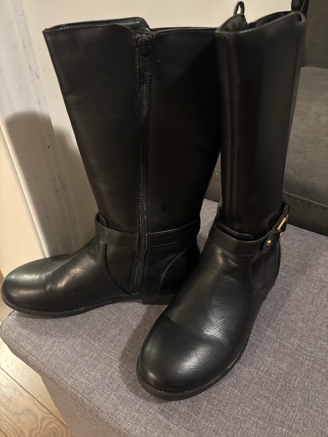 Black Women's Boots Size 5 - photo 3