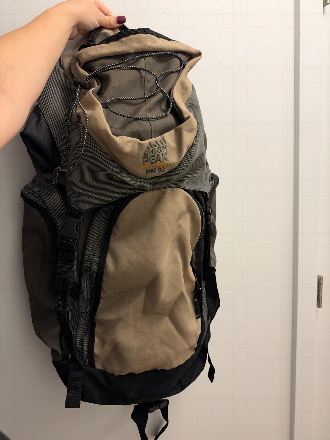 High Peak WM 60 Hiking Backpack