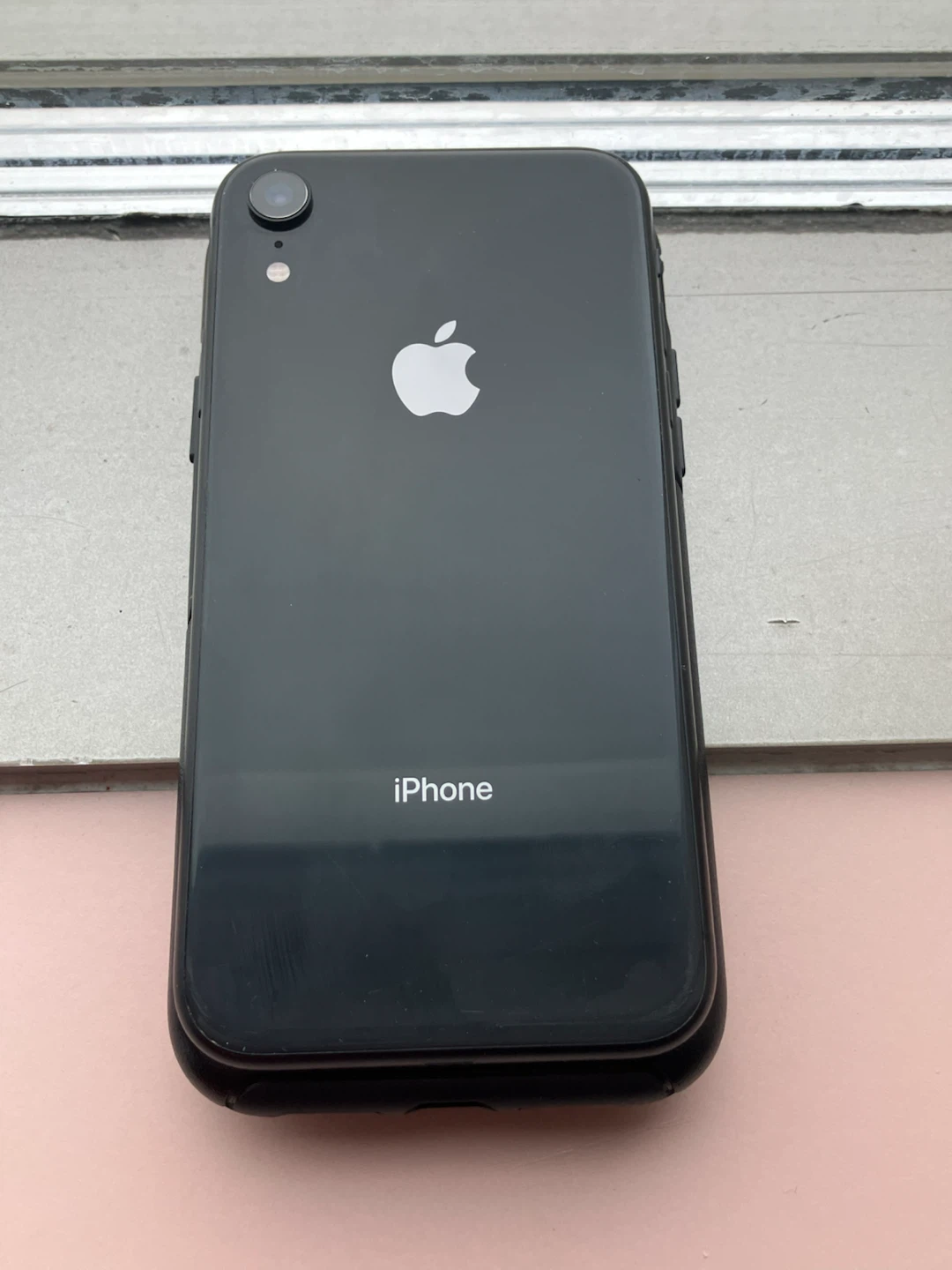 iPhone XR 64GB Black Unlocked - photo 2