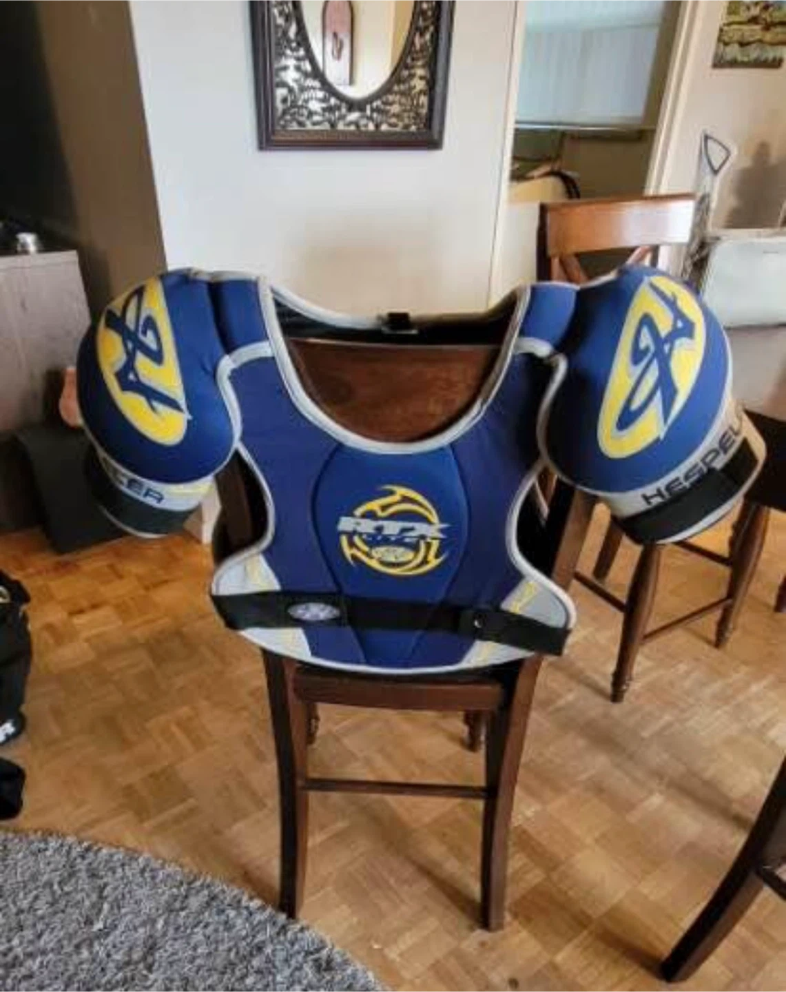 Hespeler RTX Lite Shoulder Pads