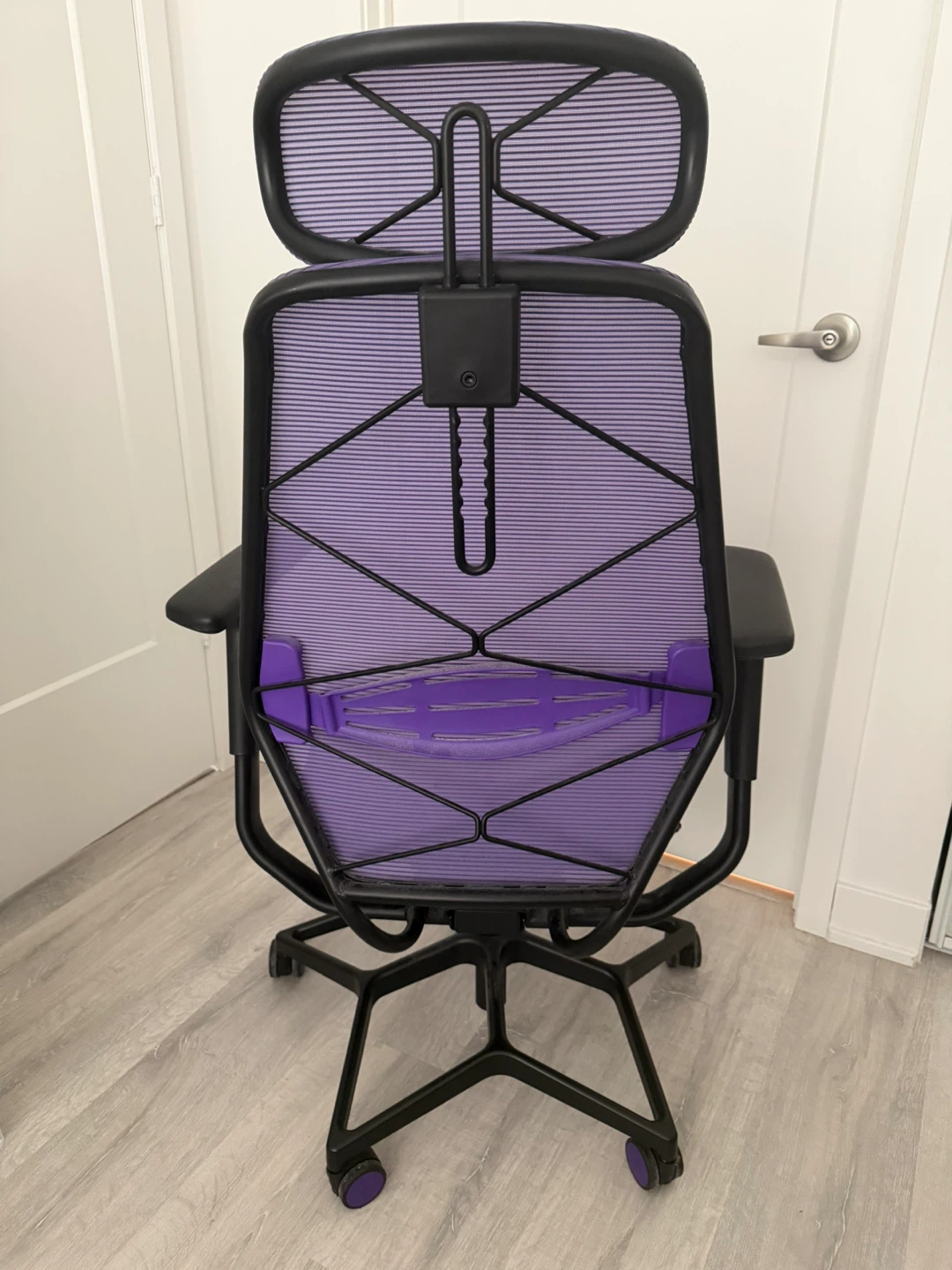 IKEA STYRSPEL Mesh Gaming / Office Chair (Purple/Black) - photo 4