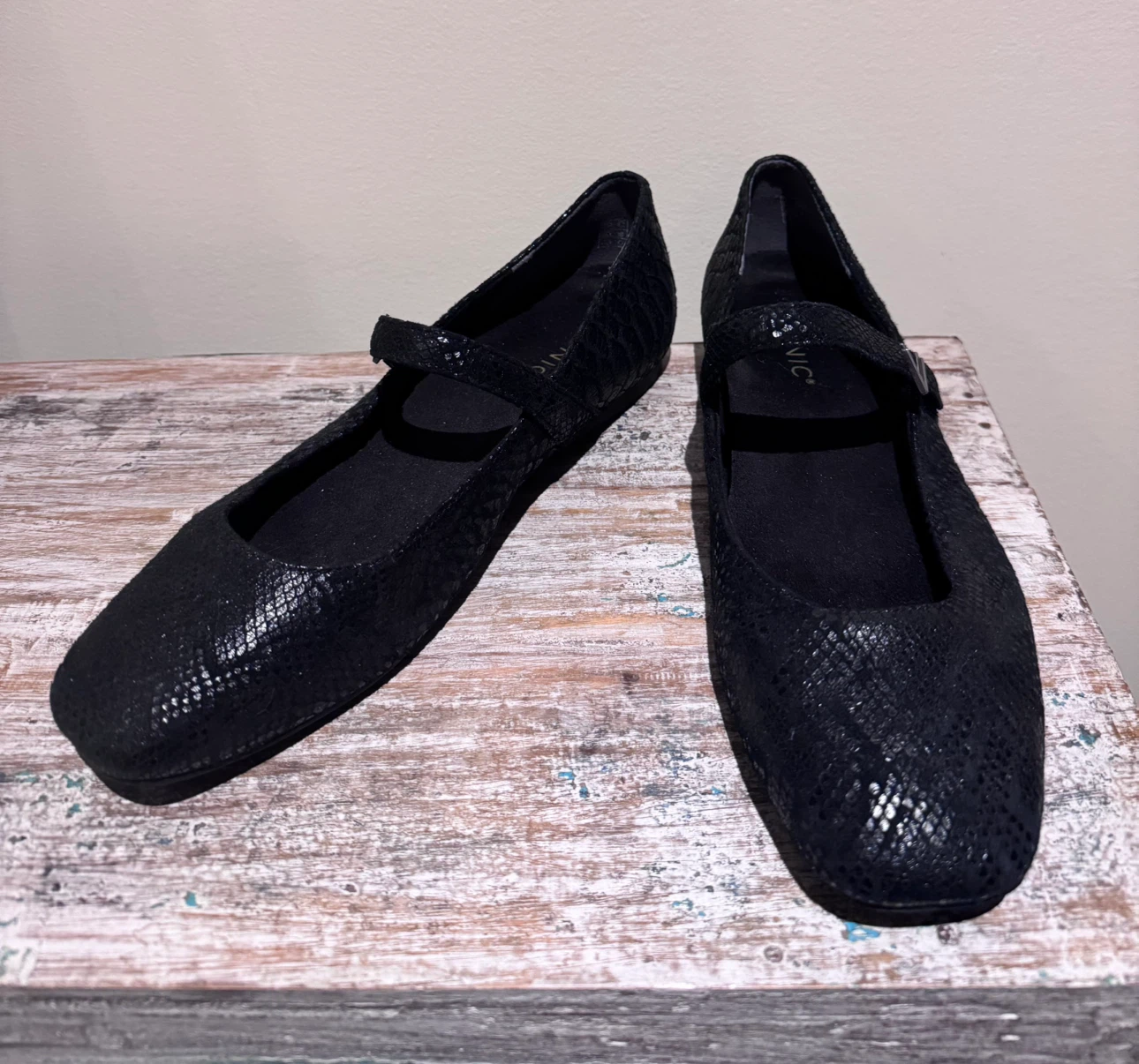 Vionic Black Mary Jane Flats - photo 2