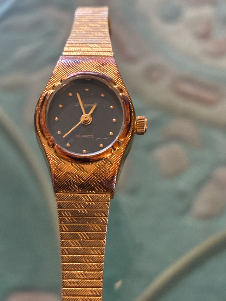 Royale Gold-Tone Quartz Watch