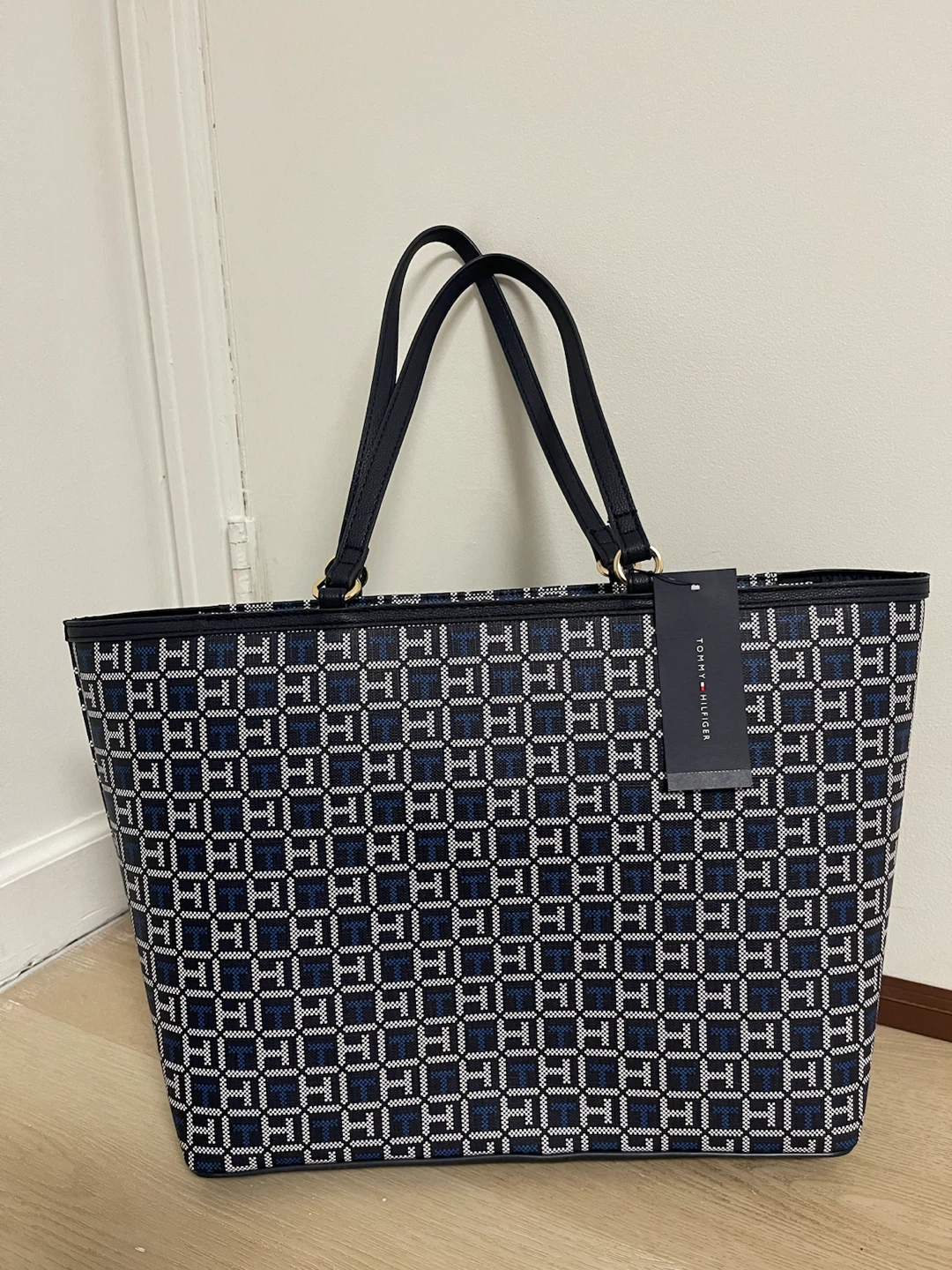 New Tommy Hilfiger Tote Bag - photo 3