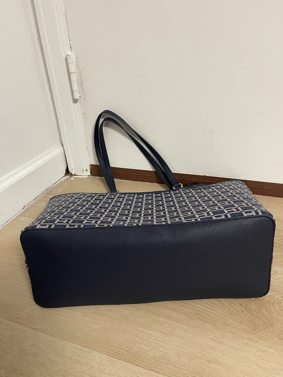 New Tommy Hilfiger Tote Bag - photo 4