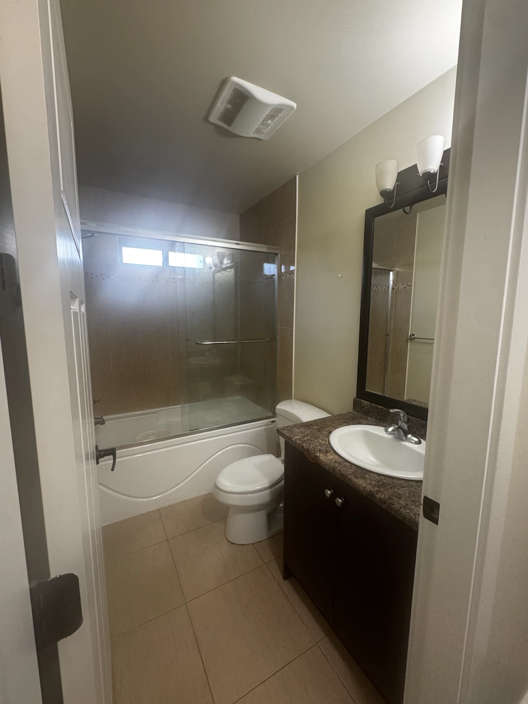 🏠 Cozy 1-Bedroom Suite for Rent – $1,250/month - photo 3
