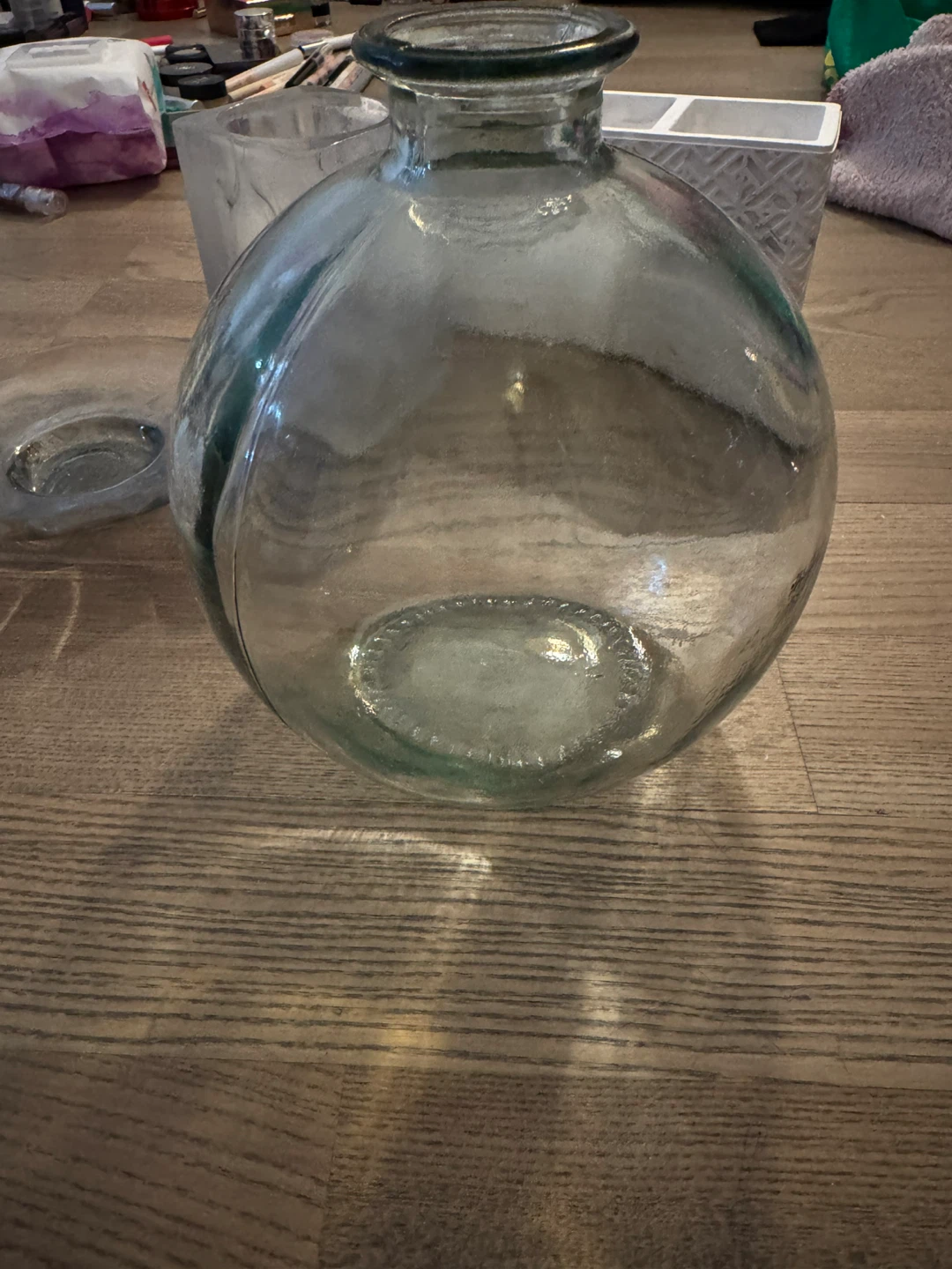 Green Clear Glass Round Vase - photo 3