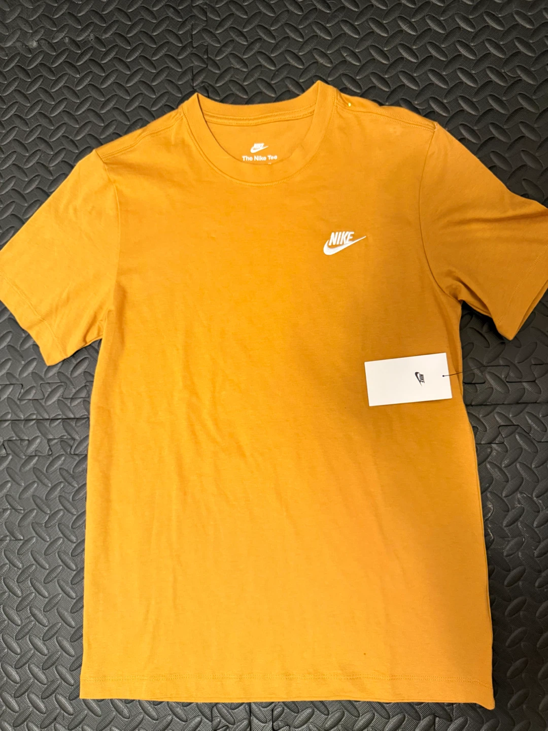 New Nike Tee - Mustard Yellow - Size Small - photo 2