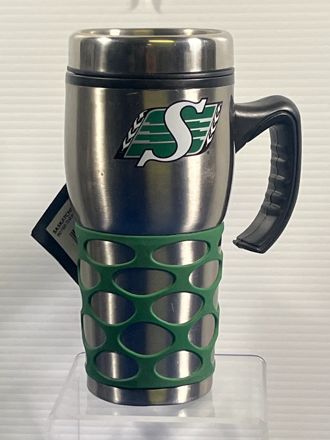 Saskatchewan Roughriders Travel Mug and Stevie Baggs Pennant - photo 3