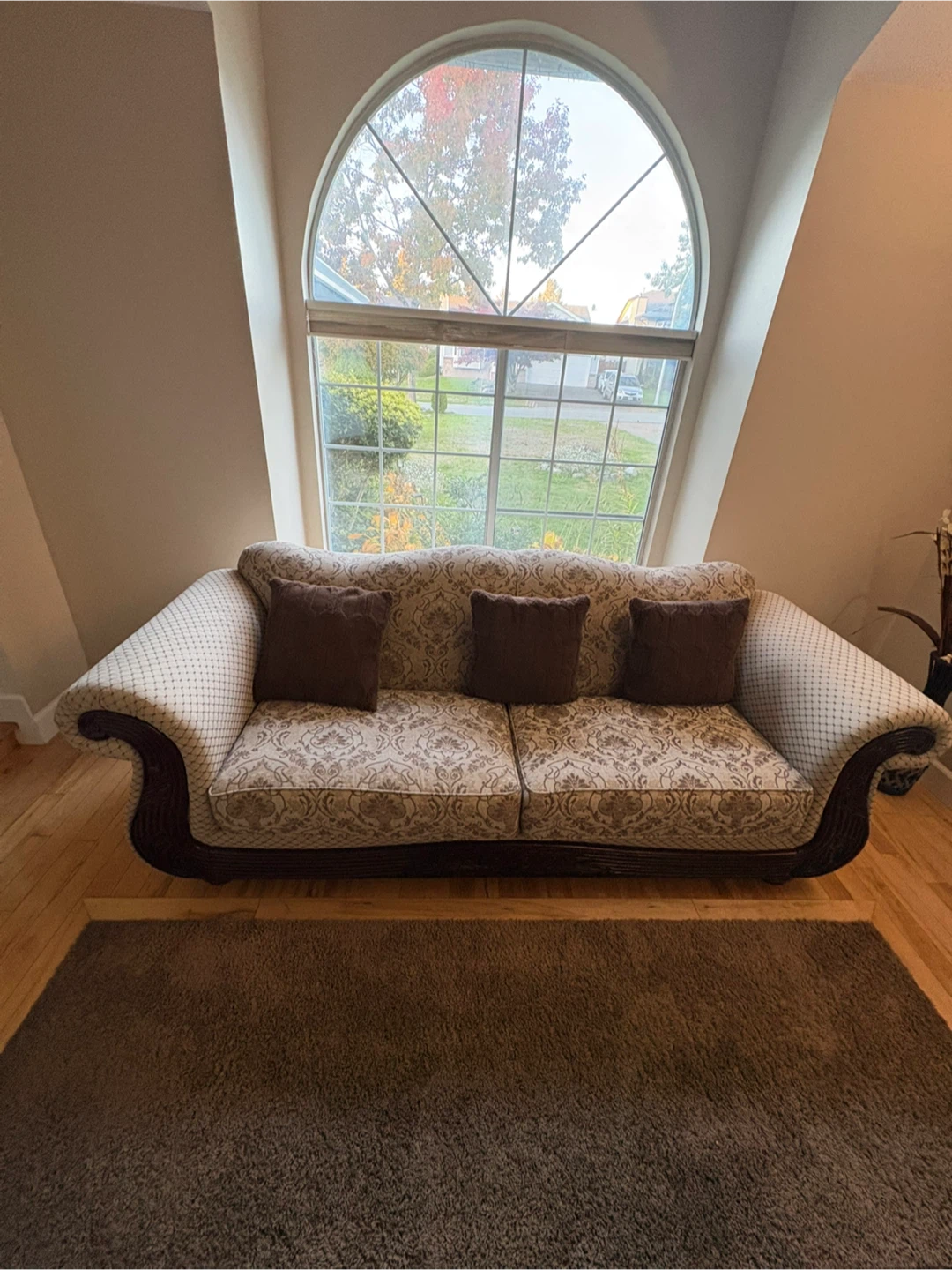 Sofa set with table - photo 5