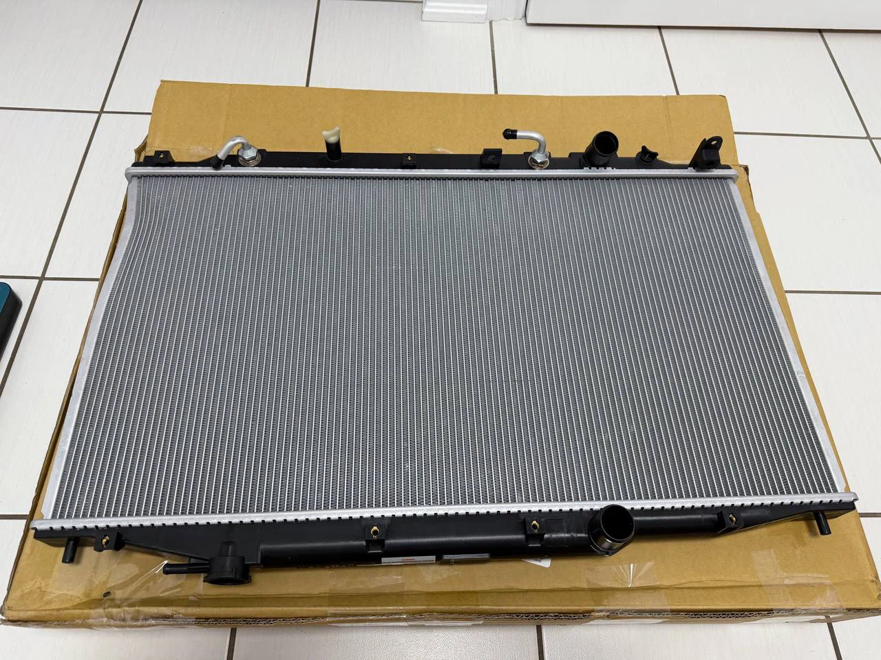 H1030 TRQ Radiator – Acura TL 2009–2014 – RDA83093 – New - photo 3