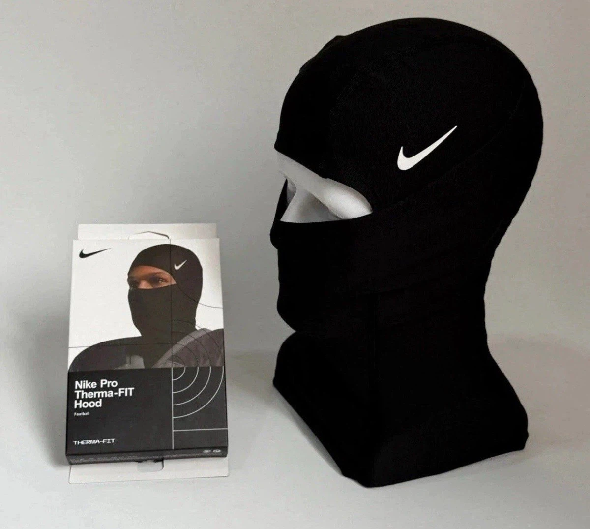 Nike Pro Therma-FIT Hood 30$
