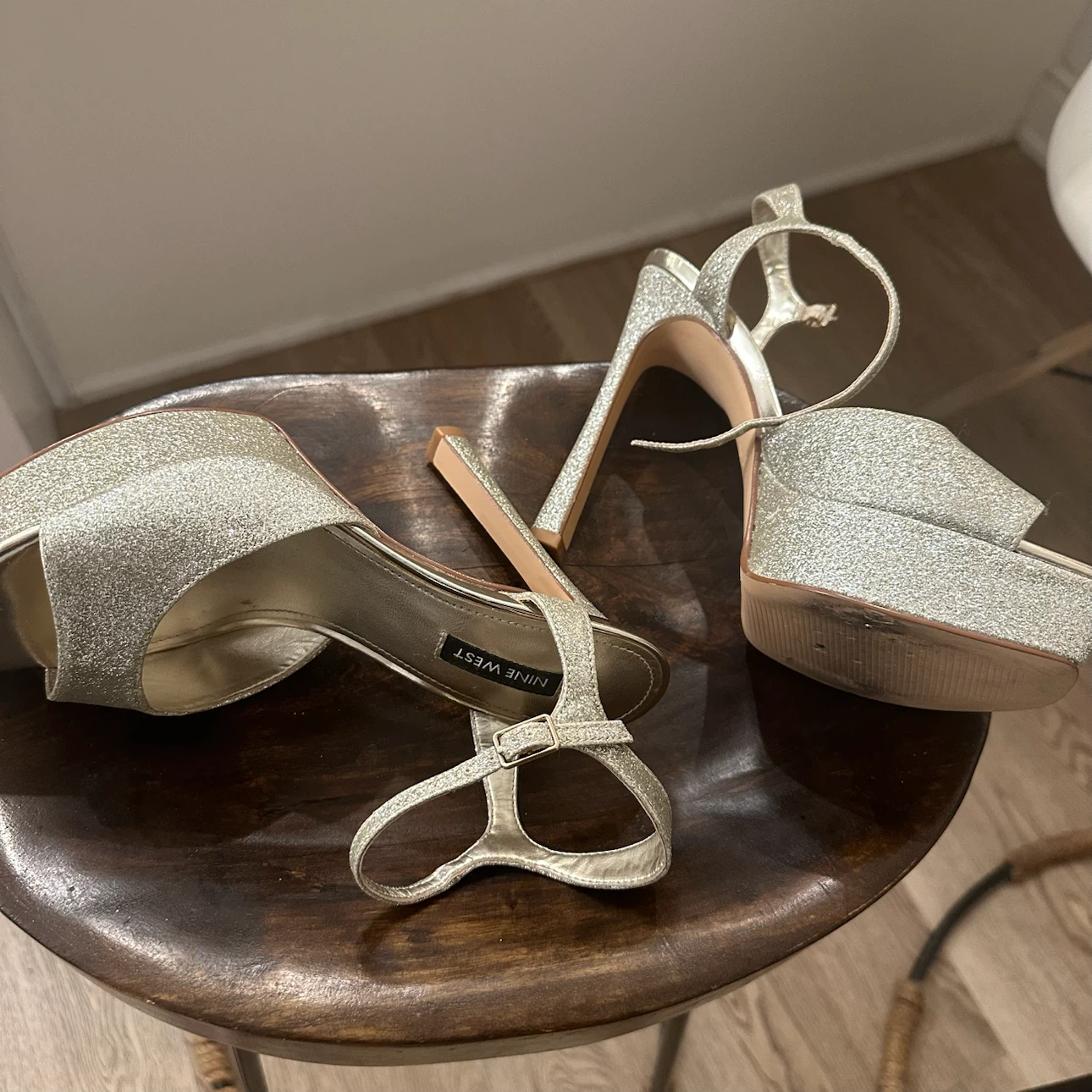 Golden silver High heel shoes - photo 2