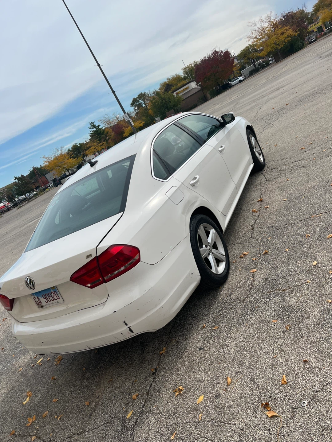White Volkswagen Passat SE Sedan 2013.     140millas - photo 3