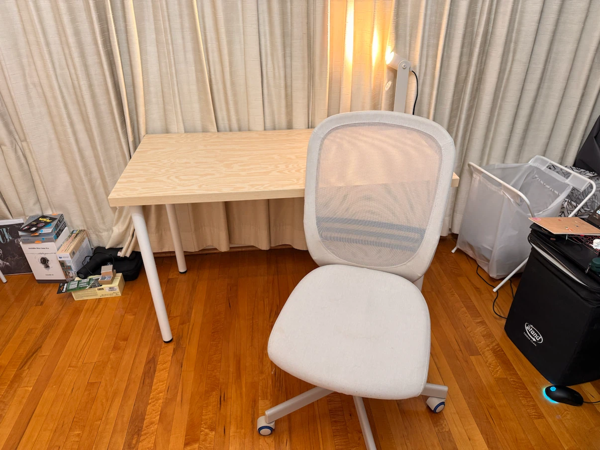 IKEA Desk and work chair - photo 4